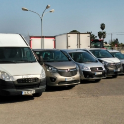 BLAUCAR - Lloguer, rènting i venda de vehicles BLAUCAR - Lloguer, rènting i venda de vehicles