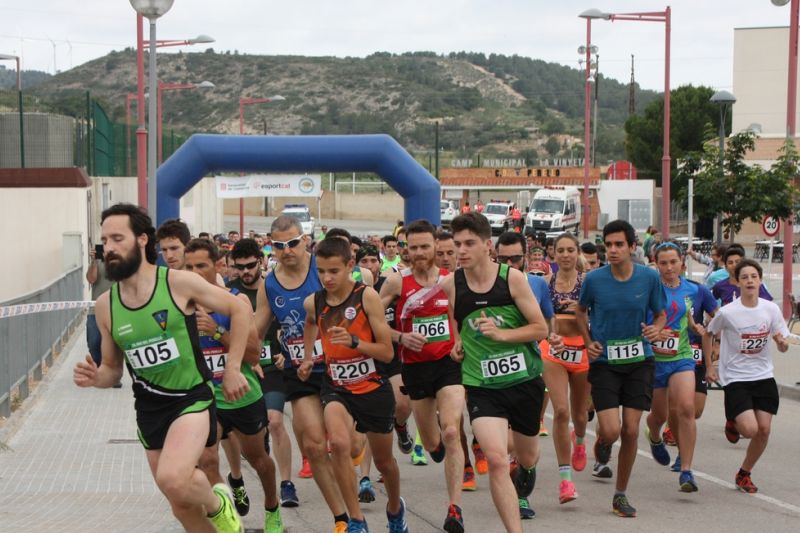 Andrs Pascual i Sandra Vidiella guanyen els 10K de El Perell | EbreActiu.cat, revista digital d’oci actiu | Terres de l’Ebre ...