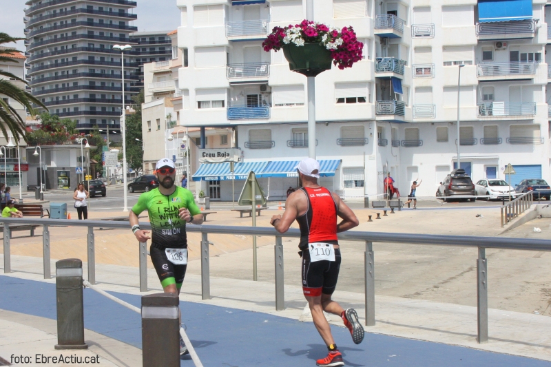 Albert Jimnez i Ivet Farriols guanyadors de l’IRONCAT 2018 de l’Ampolla | EbreActiu.cat, revista digital d’oci actiu | Terres de l’Ebre ...