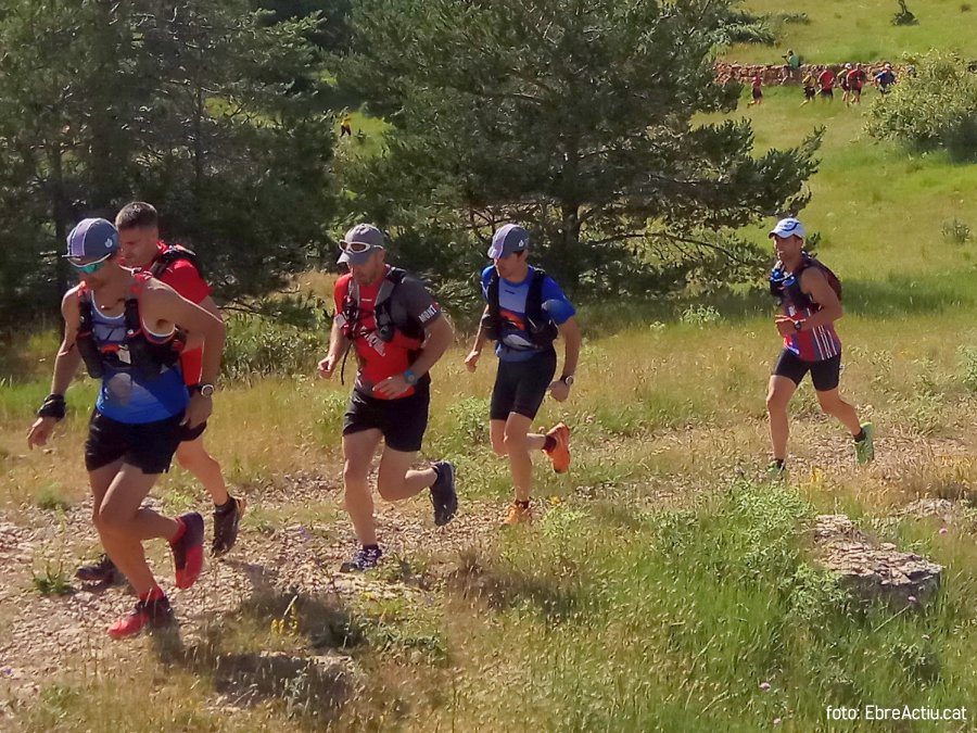 Celebrada la 22a Marxa nocturna Fredes-Pals amb 550 participants | EbreActiu.cat, revista digital d’oci actiu | Terres de l’Ebre ...