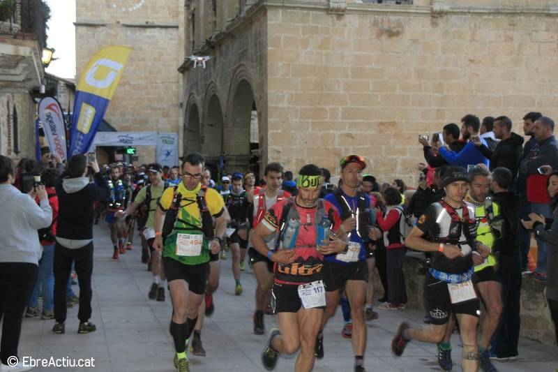 Jaume Folguera i Dina Fras s’imposen a l’Ultra Trail Estels del Sud 2017 | EbreActiu.cat, revista digital d’oci actiu | Terres de l’Ebre ...