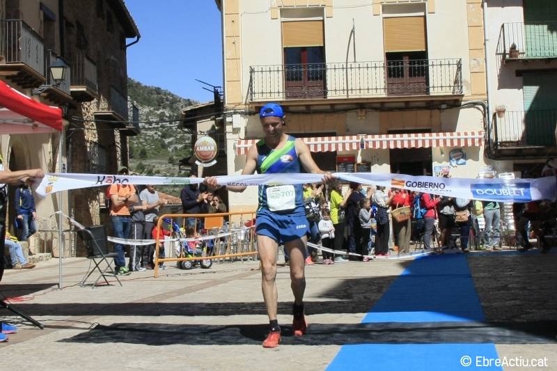 Jaume Folguera i Dina Fras s’imposen a l’Ultra Trail Estels del Sud 2017 | EbreActiu.cat, revista digital d’oci actiu | Terres de l’Ebre ...