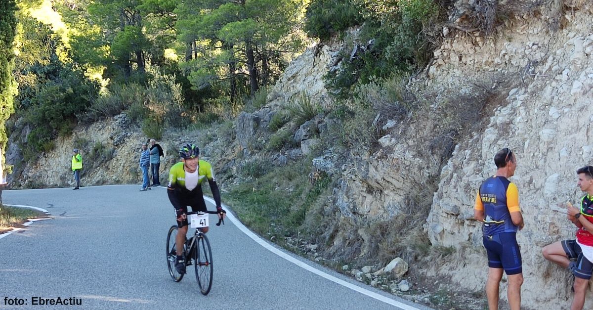 Benjam Prades bat el rcord de la Pujada a Card | EbreActiu.cat, revista digital d’oci actiu | Terres de l’Ebre ...