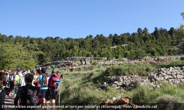 La gran participaci i un dia esplndid, protagonistes de la 8ena Marxa per la Tinena de Benifass | EbreActiu.cat, revista digital d’oci actiu | Terres de l’Ebre ...