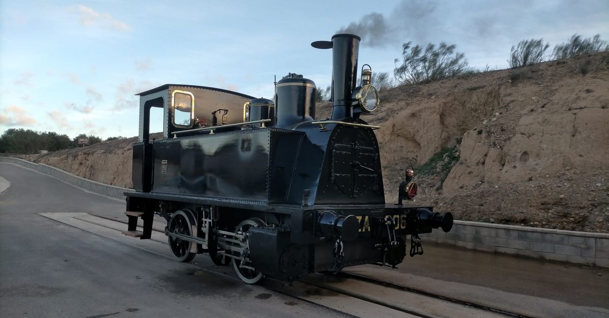 Acord entre Renfe i el Museu del Ferrocarril de Mra la Nova per fomentar que els visitants arribin amb tren | EbreActiu.cat, revista digital d’oci actiu | Terres de l’Ebre ...