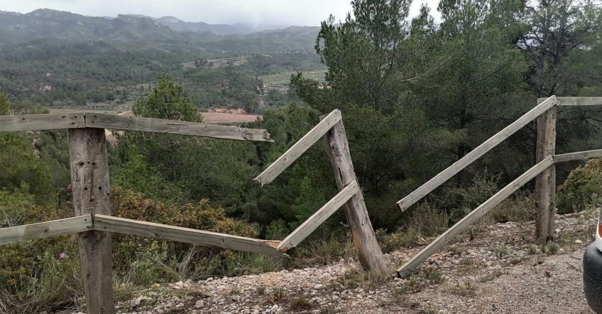 El Consell Comarcal de la Terra Alta denuncia actes vandlics a la Via Verda | EbreActiu.cat, revista digital d’oci actiu | Terres de l’Ebre ...