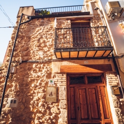 Ecoturismo Terra Alta - Alojamientos rurales Cal Toms y Ca la Leonor