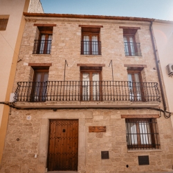 Ecoturismo Terra Alta - Alojamientos rurales Cal Toms y Ca la Leonor