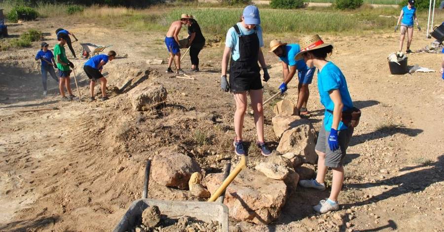 L’Ampolla acull un Camp de Treball Internacional per recuperar hbitats aqutics per a amfibis de les Terres de l’Ebre | EbreActiu.cat, revista digital d’oci actiu | Terres de l’Ebre ...