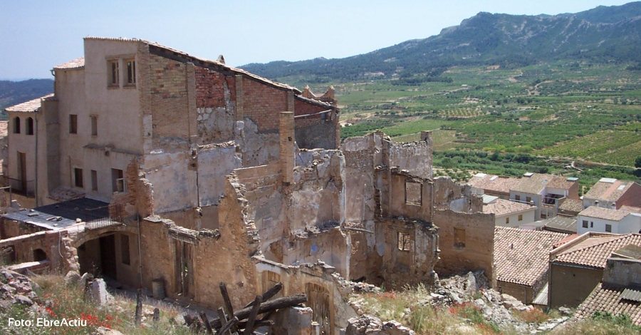 La primera jornada professional de turisme de la Terra Alta, dedicada a la memria histrica | EbreActiu.cat, revista digital d’oci actiu | Terres de l’Ebre ...