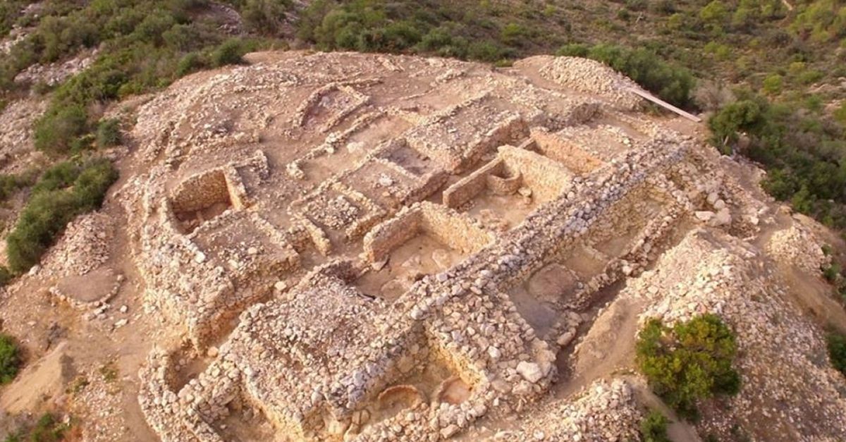 Comena la vint-i-quatrena campanya d’excavacions a la residncia fortificada de Sant Jaume d’Alcanar | EbreActiu.cat, revista digital d’oci actiu | Terres de l’Ebre ...