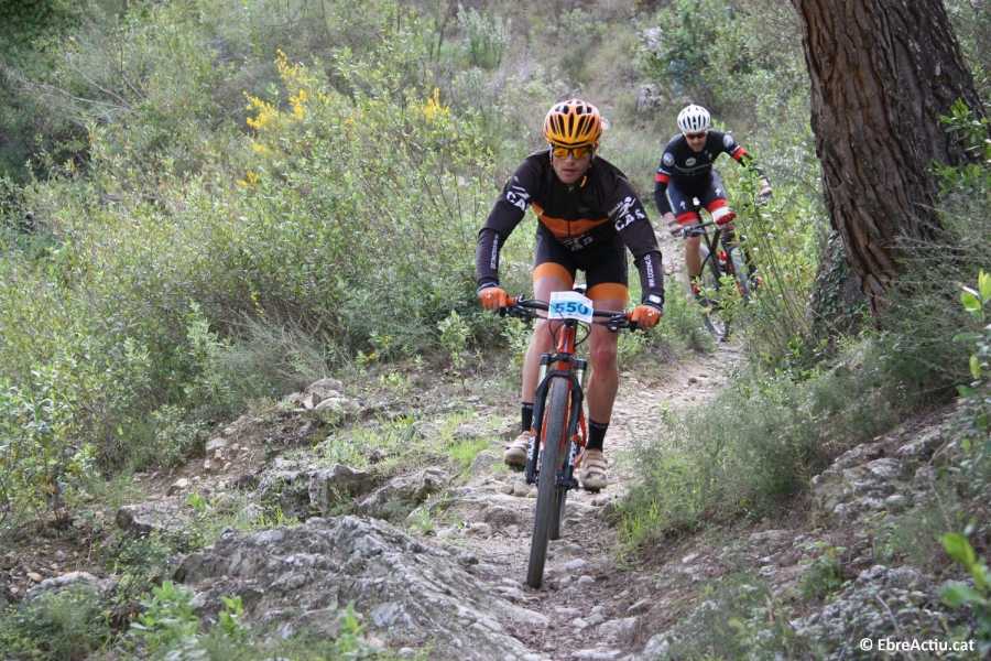 Prop de 300 bikers participen en la 10a edici de l’A per la cabra BTT de Tivissa | EbreActiu.cat, revista digital d’oci actiu | Terres de l’Ebre ...