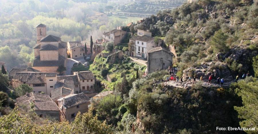 Zaid Ait Malek i Ester Casajuana guayen l’11a Cursa La Cameta Coixa de Miravet | EbreActiu.cat, revista digital d’oci actiu | Terres de l’Ebre ...