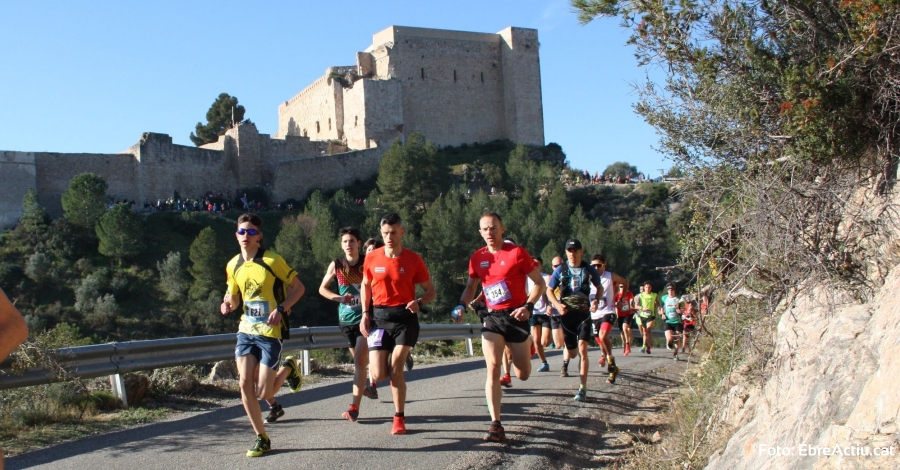 Zaid Ait Malek i Ester Casajuana guayen l’11a Cursa La Cameta Coixa de Miravet | EbreActiu.cat, revista digital d’oci actiu | Terres de l’Ebre ...