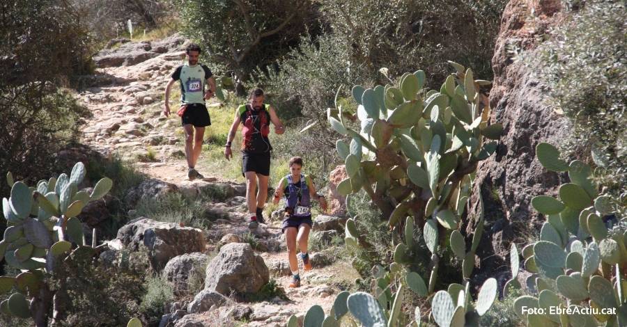 Zaid Ait Malek i Ester Casajuana guayen l’11a Cursa La Cameta Coixa de Miravet | EbreActiu.cat, revista digital d’oci actiu | Terres de l’Ebre ...