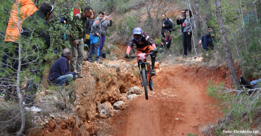 Damien Oton i Nastasia Gimnez guanyen l’Endubitem 2018 | EbreActiu.cat, revista digital d’oci actiu | Terres de l’Ebre ...