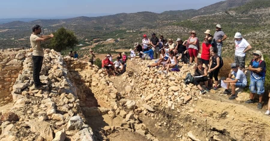 Es descobreix, per primera vegada, un espai dedicat al culte religis al jaciment arqueolgic de Sant Jaume d’Alcanar | EbreActiu.cat, revista digital d’oci actiu | Terres de l’Ebre ...