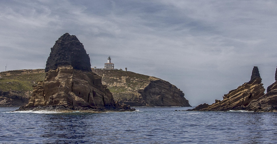 Et recomanem: Excursi a les Illes Columbretes | EbreActiu.cat, revista digital d’oci actiu | Terres de l’Ebre ...