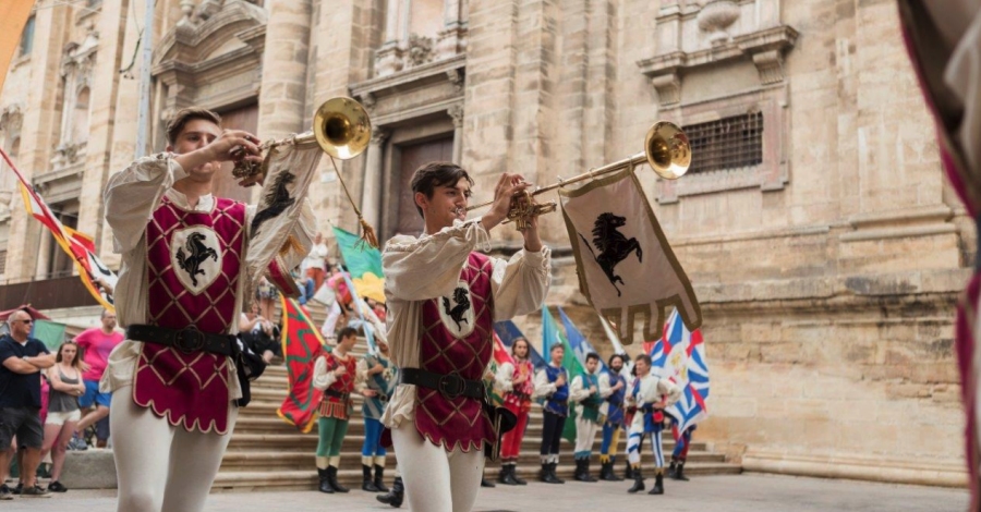 La Festa del Renaixement de Tortosa guanyadora a Mi fiesta es la mejor | EbreActiu.cat, revista digital d’oci actiu | Terres de l’Ebre ...