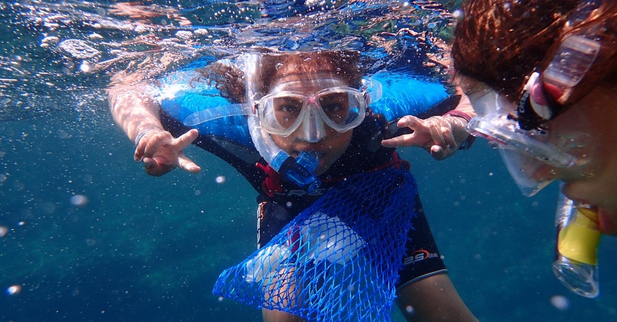 Jornada de neteja del fons mar i roquers fent snorkel a la platja de Santes Creus | EbreActiu.cat, revista digital d’oci actiu | Terres de l’Ebre ...