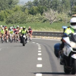 Els ciclistes ebrencs es manifesten contra els accidents en carretera