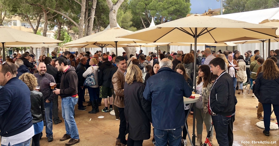 Ms de 7.000 degustacions servides durant la Diada de la Tonyina Roja a l’Ametlla de Mar | EbreActiu.cat, revista digital d’oci actiu | Terres de l’Ebre ...