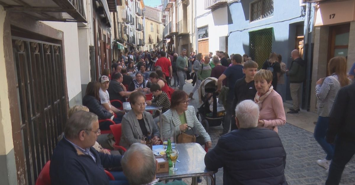 Quasi 7.000 visitants al Castell de Morella durant les vacances de Setmana Santa i Pasqua | EbreActiu.cat, revista digital d’oci actiu | Terres de l’Ebre ...