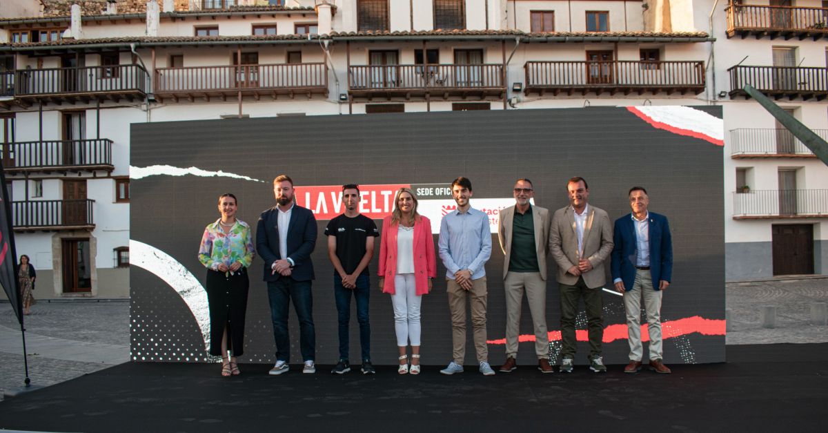 Presenten a Morella les etapes de La Vuelta que transcorren per Castell | EbreActiu.cat, revista digital d’oci actiu | Terres de l’Ebre ...