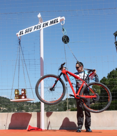 Pau Marz i Pili Franco guanyen la 1a Emburgada Bike Rice | EbreActiu.cat, revista digital d’oci actiu | Terres de l’Ebre ...