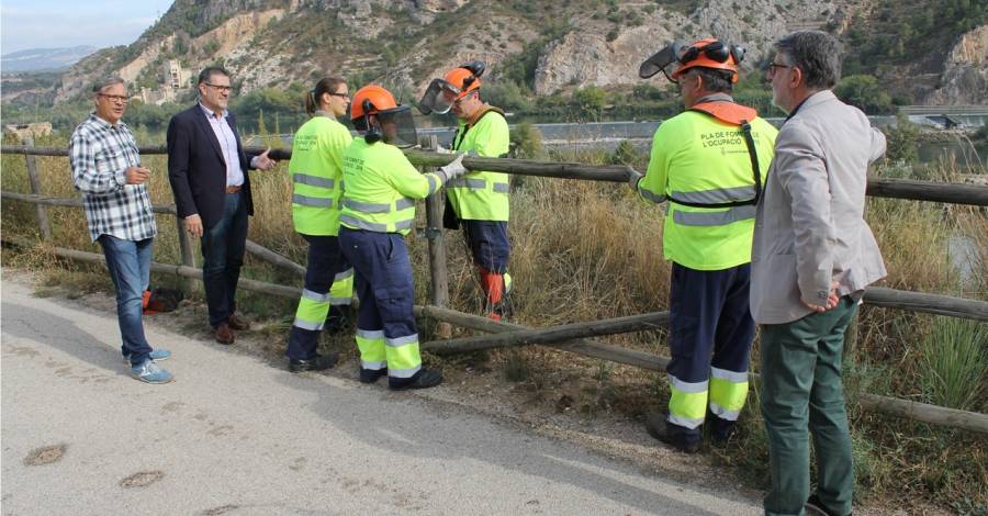 Trabajos de mejora en la Va Verde con el plan de empleo Baix Ebre 2016 | EbreActiu.cat, revista digital de ocio activo | Terres de l’Ebre...