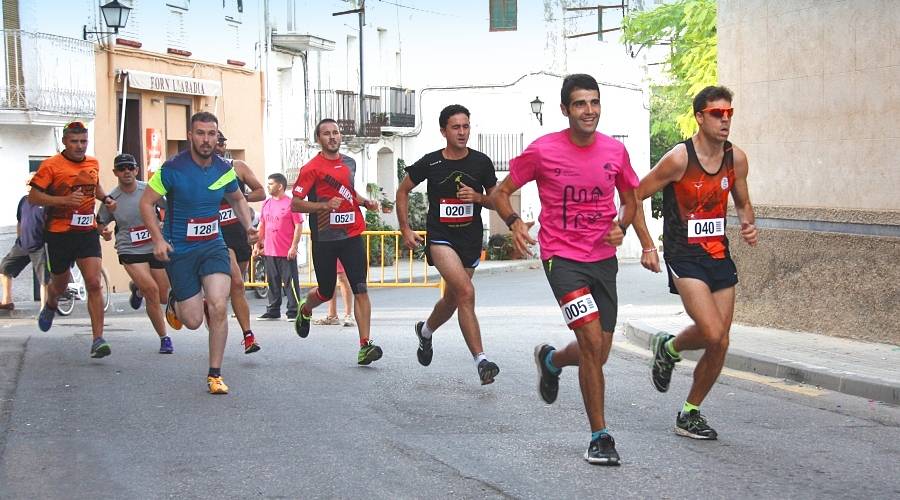 Lloren Sales i Pilar Rus tornen a guanyar la Cursa urbana de la Galera | EbreActiu.cat, revista digital d’oci actiu | Terres de l’Ebre ...