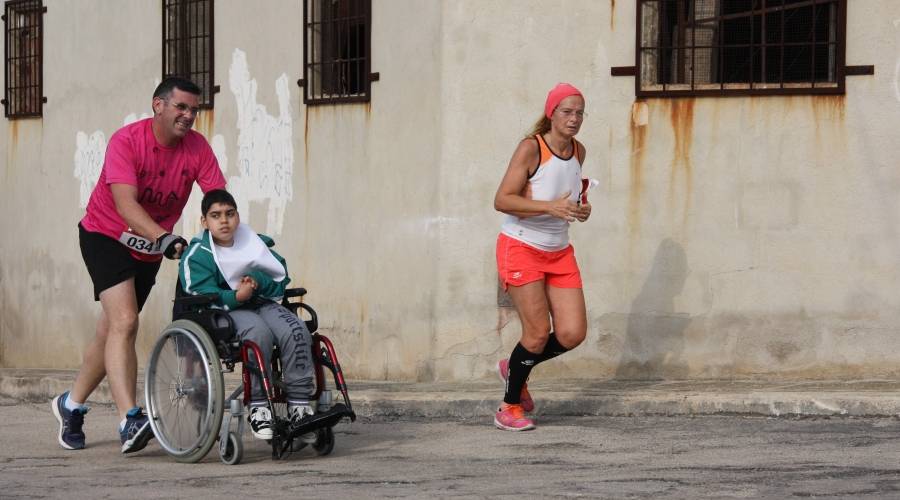 Lloren Sales i Pilar Rus tornen a guanyar la Cursa urbana de la Galera | EbreActiu.cat, revista digital d’oci actiu | Terres de l’Ebre ...