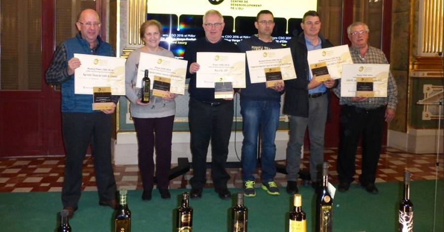 La Cooperativa de Godall y Rius d’Or de la Fatarella, galardonados por sus aceites virgen extra 2016 | EbreActiu.cat, revista digital de ocio activo | Terres de l’Ebre...