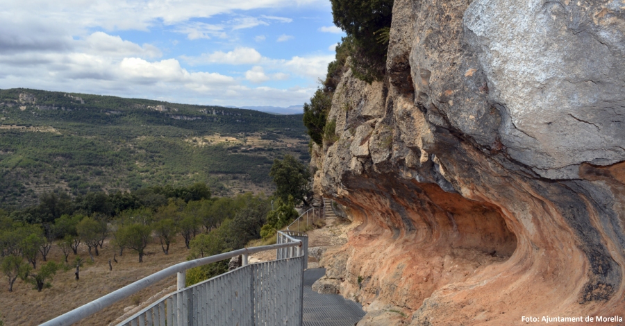 Se restauran las pinturas rupestres de la Cueva del Roure de Morella la Vella | EbreActiu.cat, revista digital de ocio activo | Terres de l’Ebre...