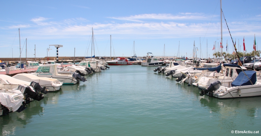 Onze platges i dos ports esportius de les Terres de l’Ebre reben el distintiu Bandera Blava 2017 | EbreActiu.cat, revista digital d’oci actiu | Terres de l’Ebre ...