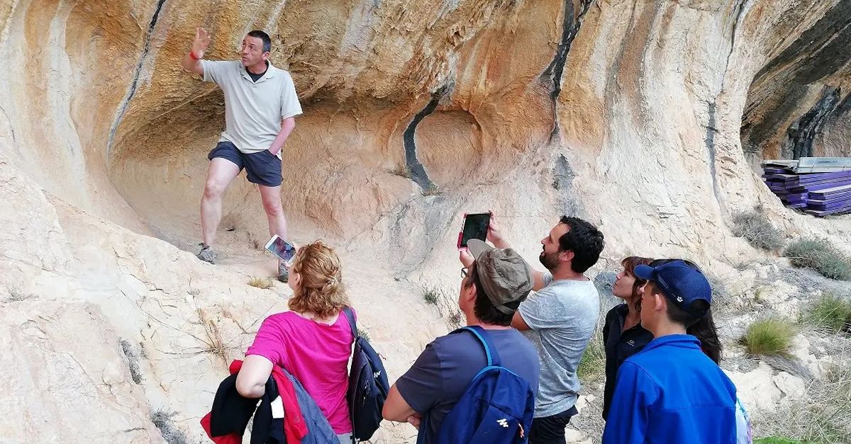 Les pintures rupestres de l’Alt Maestrat, el llegat millenari d’Human Land | EbreActiu.cat, revista digital d’oci actiu | Terres de l’Ebre ...