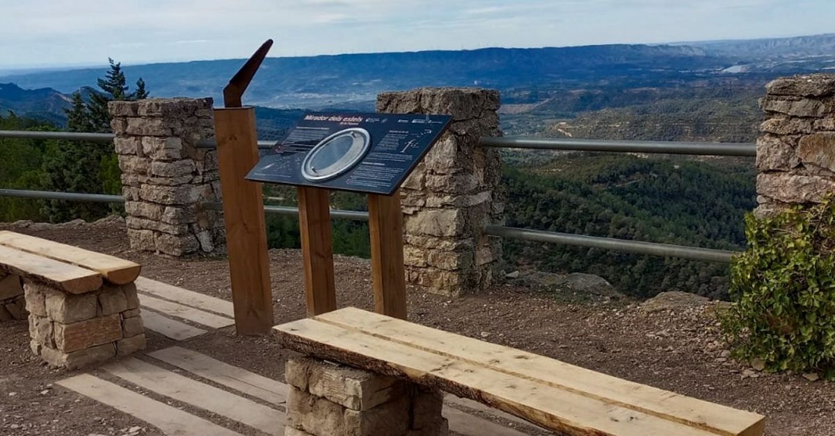 El Parc Natural de Montsant installa plafons per a l’observaci del cel nocturn | EbreActiu.cat, revista digital d’oci actiu | Terres de l’Ebre ...