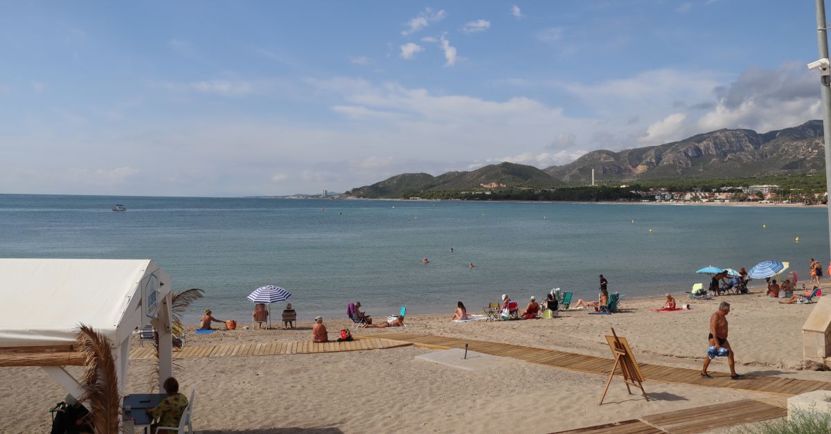 Les platges de Vandells i l’Hospitalet de l’Infant, guardonades amb la Bandera Ecoplayas 2024 | EbreActiu.cat, revista digital d’oci actiu | Terres de l’Ebre ...