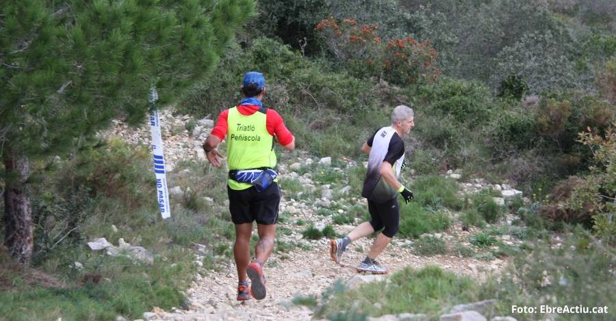 Vicent Herrera i Nria Pallars guanyen la 3a Trail 24k & 15k Serra dIrta de Penscola