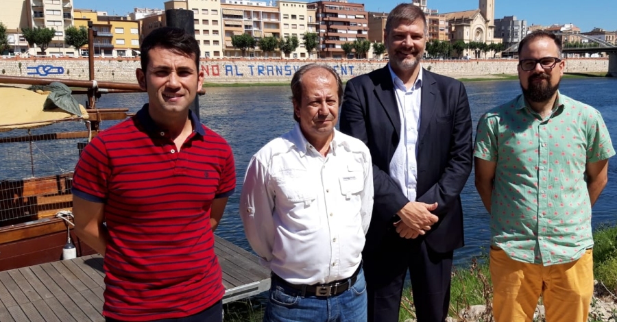 Una quinzena d’embarcacions remuntar l’Ebre des de Deltebre fins a Tortosa en la quinta Via Blava | EbreActiu.cat, revista digital d’oci actiu | Terres de l’Ebre ...