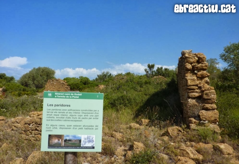 Recorrent la serra de Godall a peu o en BTT | EbreActiu.cat, revista digital d’oci actiu | Terres de l’Ebre ...