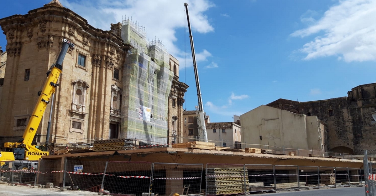 Les restes arqueolgiques de la plaa de la catedral de Tortosa seran visitables | EbreActiu.cat, revista digital d’oci actiu | Terres de l’Ebre ...