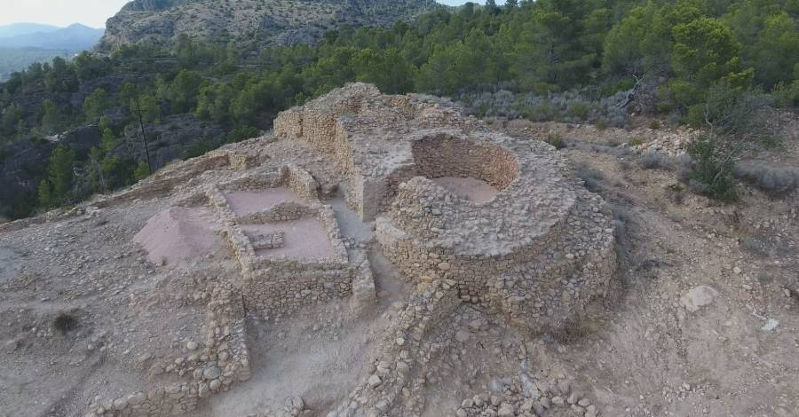 Vintena campanya d’excavacions al jaciment ibric de l’Assut de Tivenys | EbreActiu.cat, revista digital d’oci actiu | Terres de l’Ebre ...