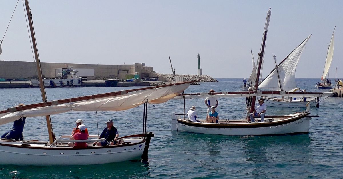 La Cala tornar a omplir-se de veles llatines en la trobada tradicional al municipi | EbreActiu.cat, revista digital d’oci actiu | Terres de l’Ebre ...