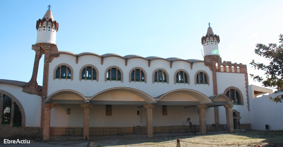 El vdeo promocional del centenari del Celler Cooperatiu de Gandesa guanya el Premi Vi Catal del festival MOST | EbreActiu.cat, revista digital d’oci actiu | Terres de l’Ebre ...