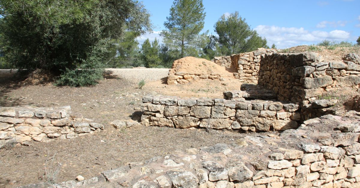 Visita amb llengua de signes al Castellet de Banyoles de Tivissa