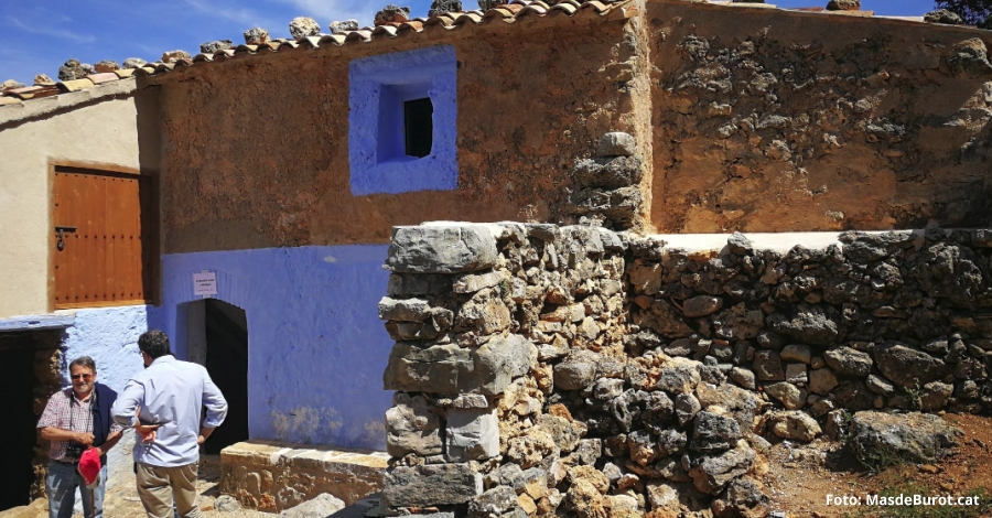 Un centenar de visitants al Mas de Burot en la jornada de portes obertes | EbreActiu.cat, revista digital d’oci actiu | Terres de l’Ebre ...